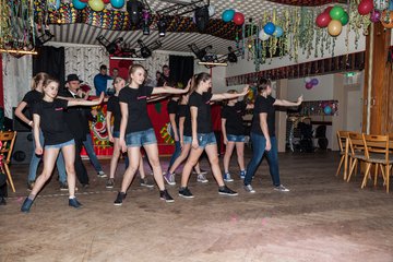 Bild 84 - Jugend-Karnevalsfeier Latuff Wiemersdorf